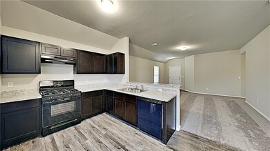 1908 Oak Tree Ct, Shawnee, OK 74804 - photo 7