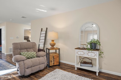 7 the Concourse, Niverville, NY 12130 - photo 7