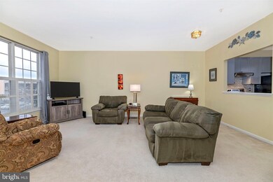 7126 Ladd Cir, Frederick, MD 21703 - photo 4