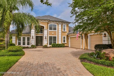 3 Car Garage