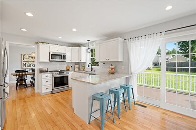 21 Esther St, Cranston, RI 02920 - photo 7