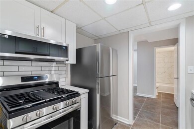 1449 Southland Vista Ct NE unit B, Atlanta, GA 30329 - photo 3