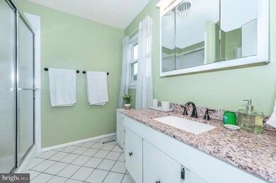 8413 Mountain Laurel Ln, Gaithersburg, MD 20879 - photo 6