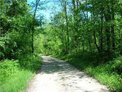 8152 Davison Rd, Oldenburg, IN 47036 - photo 3