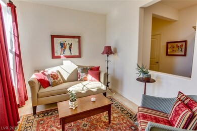 Light & Bright ..... Warm & Inviting......  room o