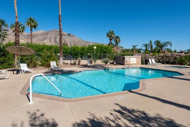 Pool View citruscourt-lr-21