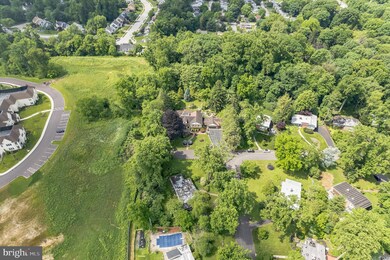 428 Pheasant Ln, Lafayette Hill, PA 19444 - photo 3