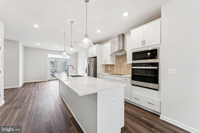 26440 Sir Jamie Terrace, Damascus, MD 20872 - photo 3