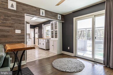 204 Bells Lake Rd, Blackwood, NJ 08012 - photo 4