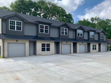 405 S 11th St unit F, Clarksville, TN 37040 - photo 2