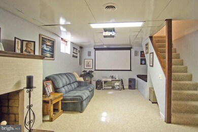 18811 Rolling Rd, Hagerstown, MD 21742 - photo 5