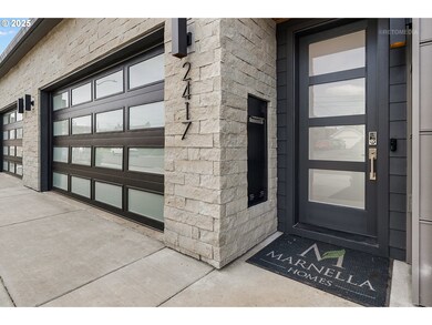 2407 E 6th St, Vancouver, WA 98661 - photo 3