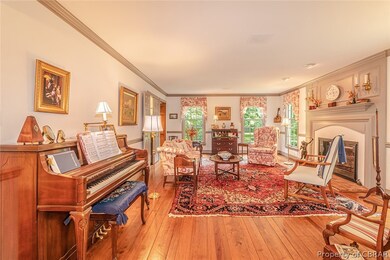BEAUTIFUL HEART OF PINE FLOORING