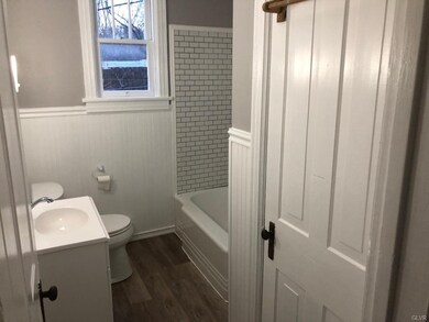 412 Chestnut St unit 2, Slatington, PA 18080 - photo 7