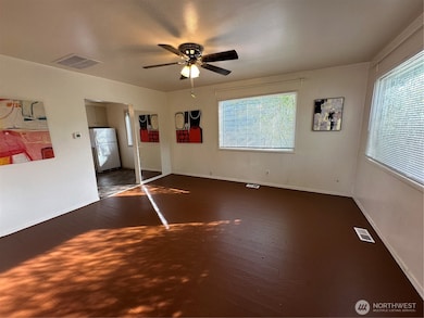 1205 E Maple St, Bellingham, WA 98225 - photo 7