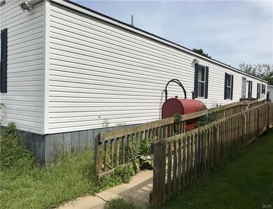 707 Edgebrook Dr, Moosic, PA 18507 - photo 3