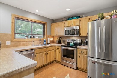 417 Dove, Victoria, TX 77905 - photo 7