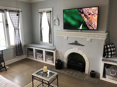 Living room 2