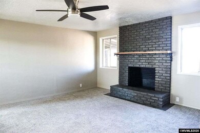 1079 Queen Ave SW, Albany, OR 97321 - photo 7