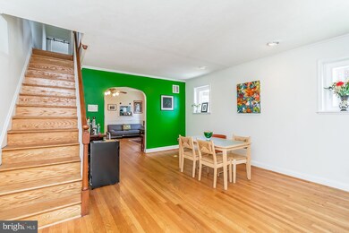 4634 Harcourt Rd, Baltimore, MD 21214 - photo 6