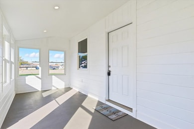 213 W Sheridan Ave, Shenandoah, IA 51601 - photo 5