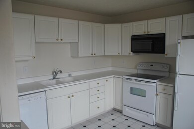 699 Winding Stream Way unit 204, Odenton, MD 21113 - photo 7