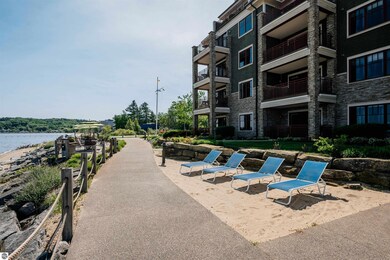 2035 N Us-31 N unit 502-43, Traverse City, MI 49686 - photo 4