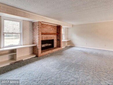 6701 Surrey Ln, Clarksville, MD 21029 - photo 4