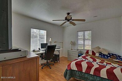 bedroom_700