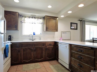 4440 Debra Ln, Winnemucca, NV 89445 - photo 4