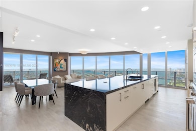 Aria on the Bay unit 5012, Miami, FL 33132 - photo 6