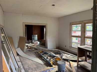 233 W 73rd St, Shreveport, LA 71106 - photo 2