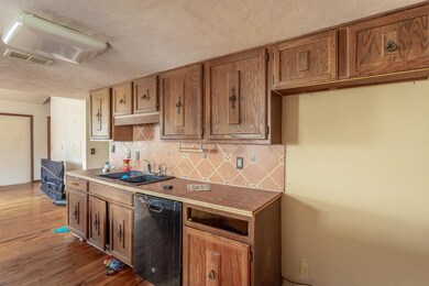 473 Beechwood Dr, Crawfordville, FL 32327 - photo 6