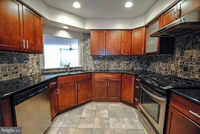 11964 Thurloe Dr, Lutherville Timonium, MD 21093 - photo 4