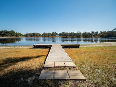 536 SE Lakeview Dr, Branford, FL 32008 - photo 4