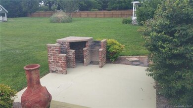 2107 Oklahoma Ct, Lincolnton, NC 28092 - photo 4