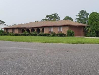 5605 Fort Sumter Rd, Jacksonville, FL 32210 - photo 2