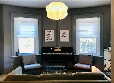 58 Pleasant St unit 6, Brookline, MA 02446 - photo 3