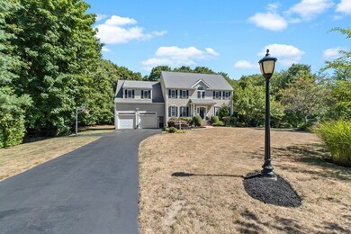 8 Tiffany Mill Ln, Hanover, MA 02339 - photo 3