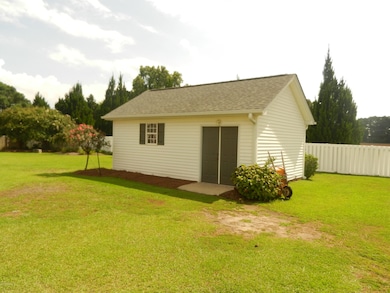 540 Stillwater Dr, Winterville, NC 28590 - photo 5