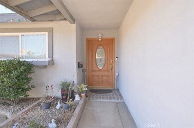 13955 Arrowhead Dr, Victorville, CA 92395 - photo 4