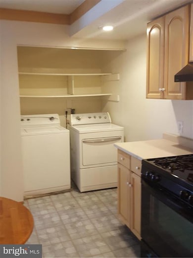 2311 Olson St unit 302, Temple Hills, MD 20748 - photo 6