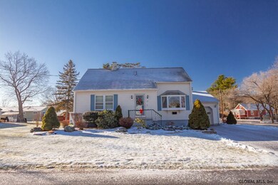 29 Oregon Ave, Rensselaer, NY 12144 - photo 3