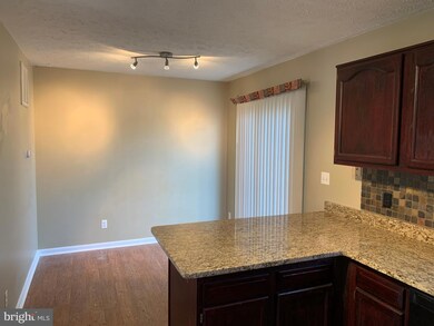 302 Sterling Ct, Stafford, VA 22554 - photo 5