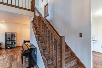 1905 Wisteria Ct unit 4, Naperville, IL 60565 - photo 3