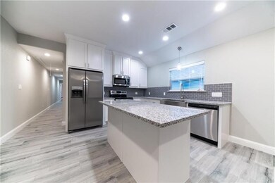 802 N Throckmorton St unit 802, Sherman, TX 75090 - photo 5