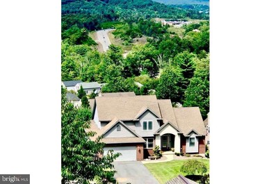 310 Elm Ln, Orwigsburg, PA 17961 - photo 4