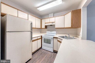 65 Ashlar Hill Ct, Parkville, MD 21234 - photo 5