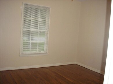 831 W 42nd St, Houston, TX 77018 - photo 7