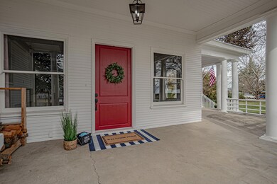 635 S 2nd St, Central Point, OR 97502 - photo 7